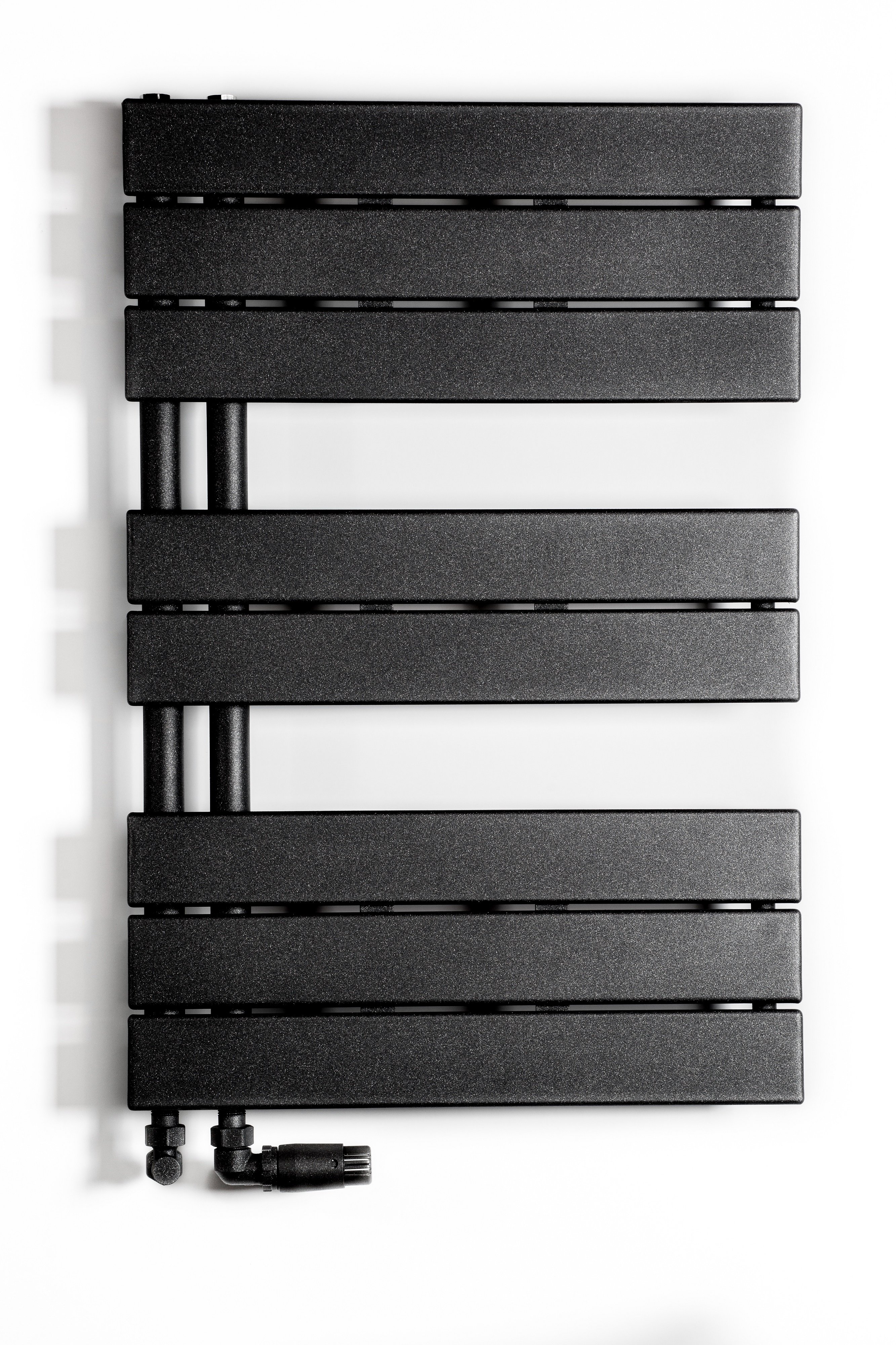 Luxrad Atakama kúpeľňový radiátor dekoratívny 74.5x50 cm ATA7455007016