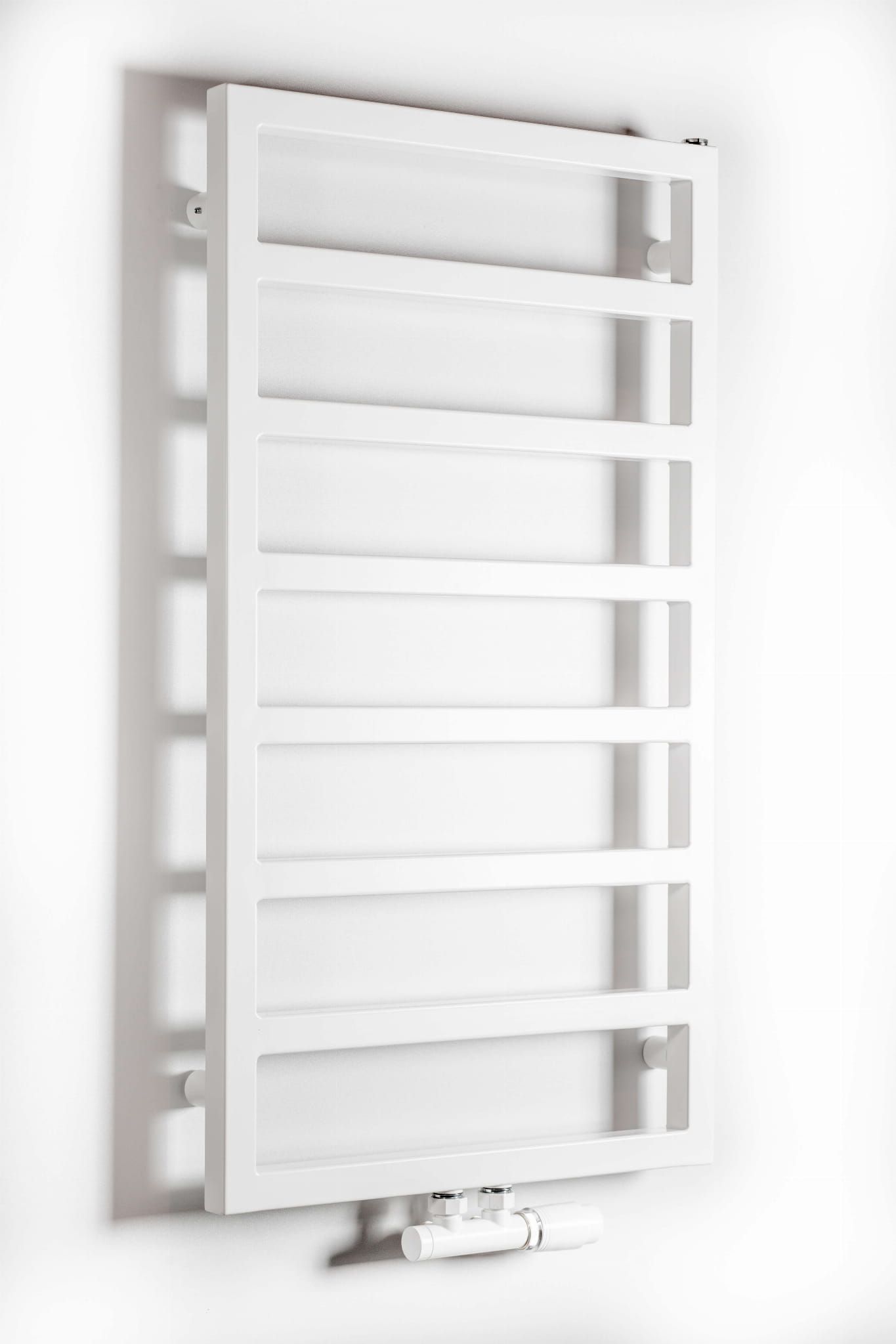 Luxrad Atria kúpeľňový radiátor dekoratívny 87x50 cm biela ATR87050009003ZDC