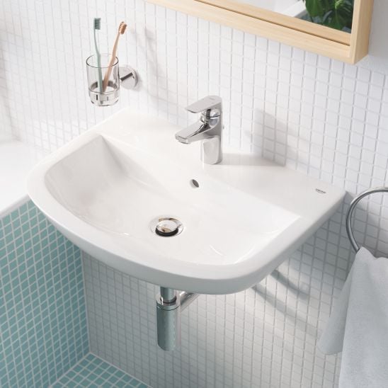 Súprava toaletná kefa Grohe Essentials 40513AL1, splachovacie tlačidlo Grohe Skate 38732AL0, 40510AL1, 40507AL1, 40508AL1, 40511AL1, 40372001