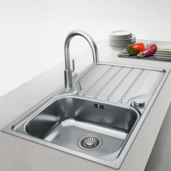 Súprava nerezový drez Franke Smart SRX 127.0720.295, kuchynská batéria Franke Smart Glenda 115.0747.473